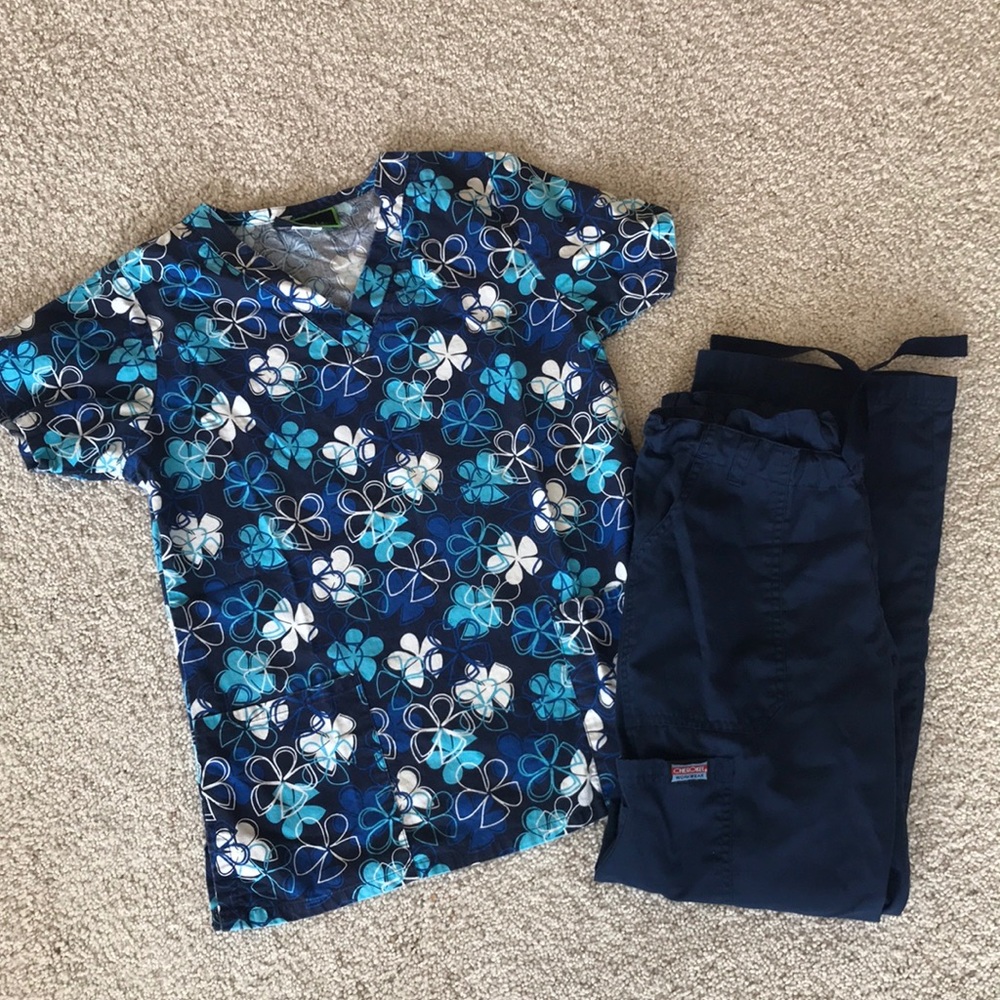 scrub set